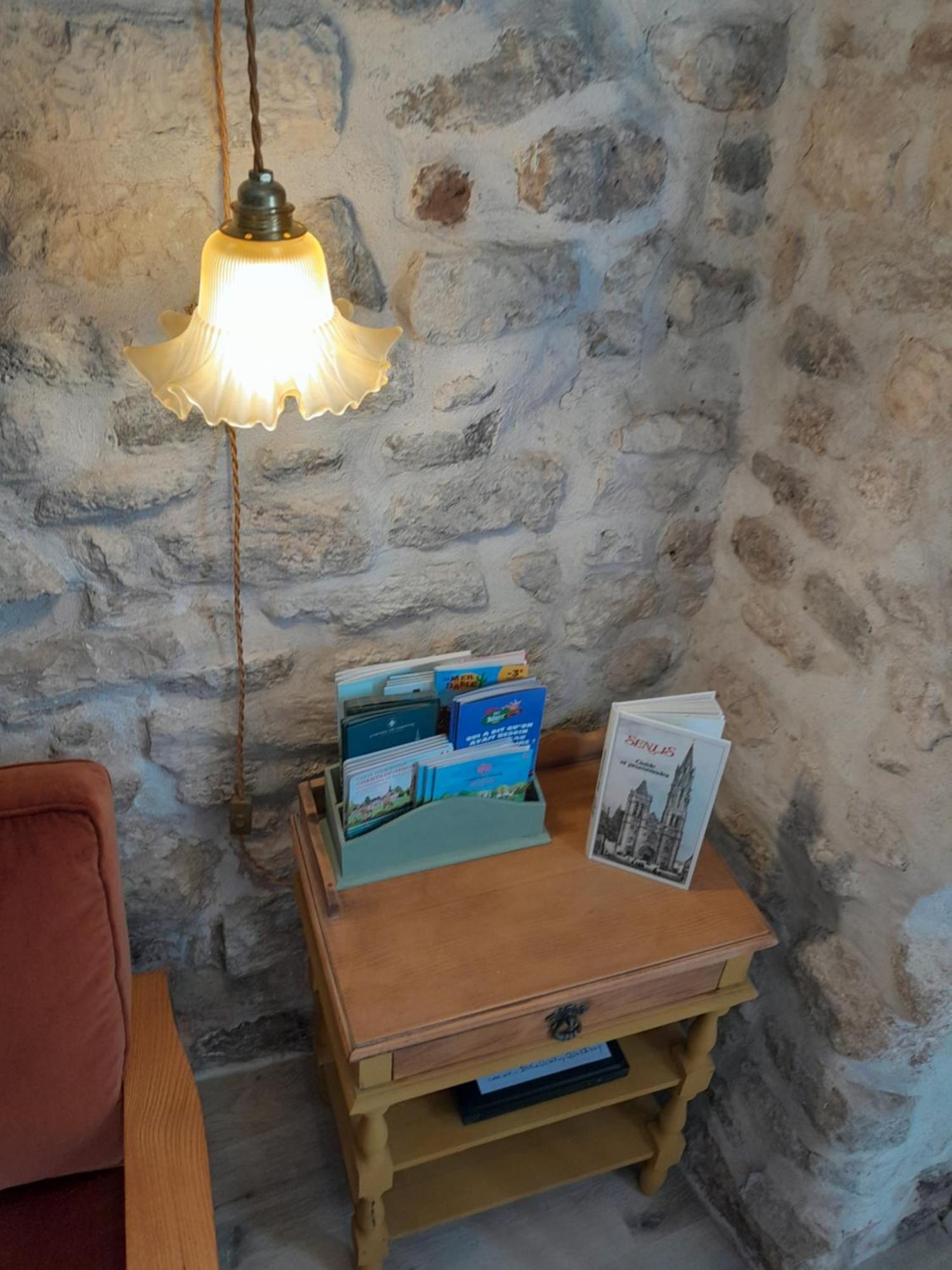 Gite La Folie De Seraphine Senlis  Exterior photo